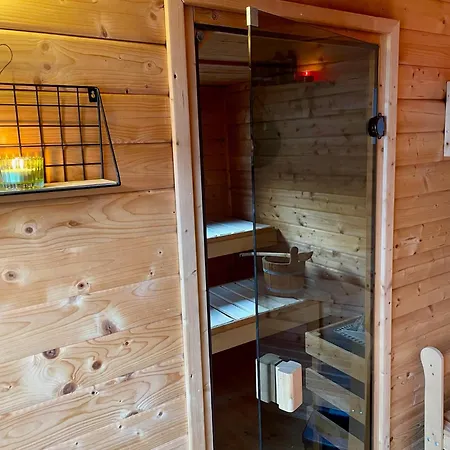 Modernes Holzhaus Im Skandinavischen Stil Mit Grossem Garten Und Sauna * Norderstedt